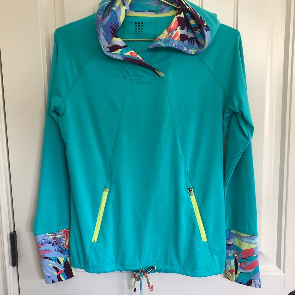 Title Nine sunbuster rash gaurd sun hoodie